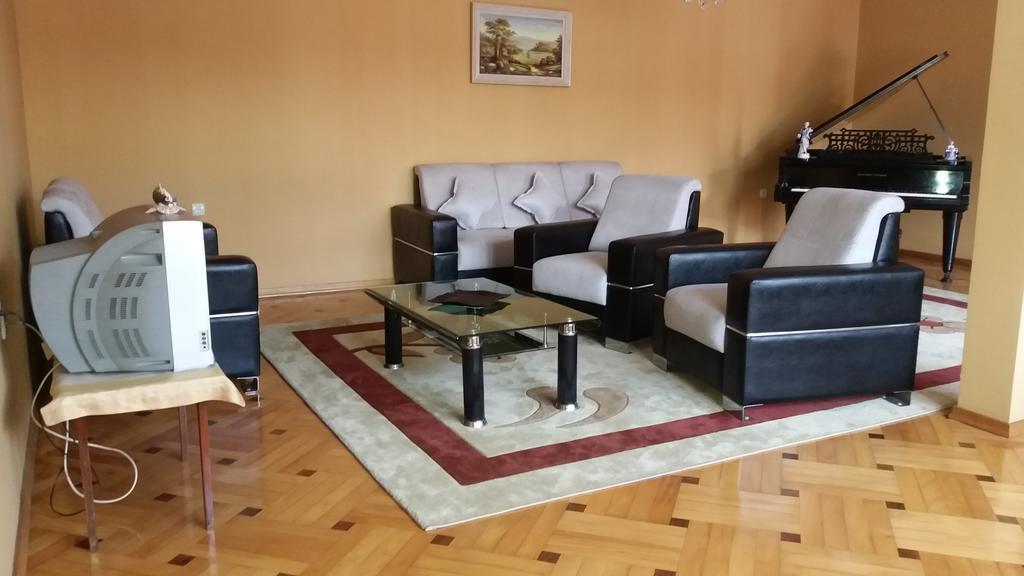 Guest House Kartvelishvili Μπατούμι Εξωτερικό φωτογραφία
