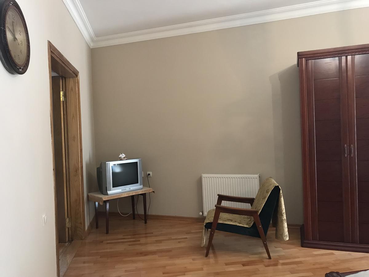 Guest House Kartvelishvili Μπατούμι Εξωτερικό φωτογραφία